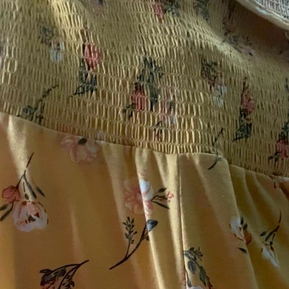 Floral yellow wide leg Strapless Jumpsuit with tie back bow - Picture 14 of 14